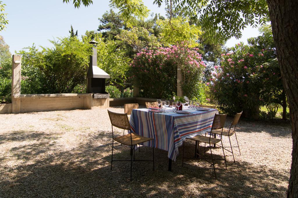 Angelbay Bungalows Agía Triáda Esterno foto
