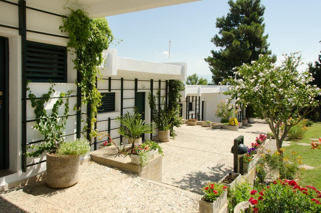 Angelbay Bungalows Agía Triáda Esterno foto